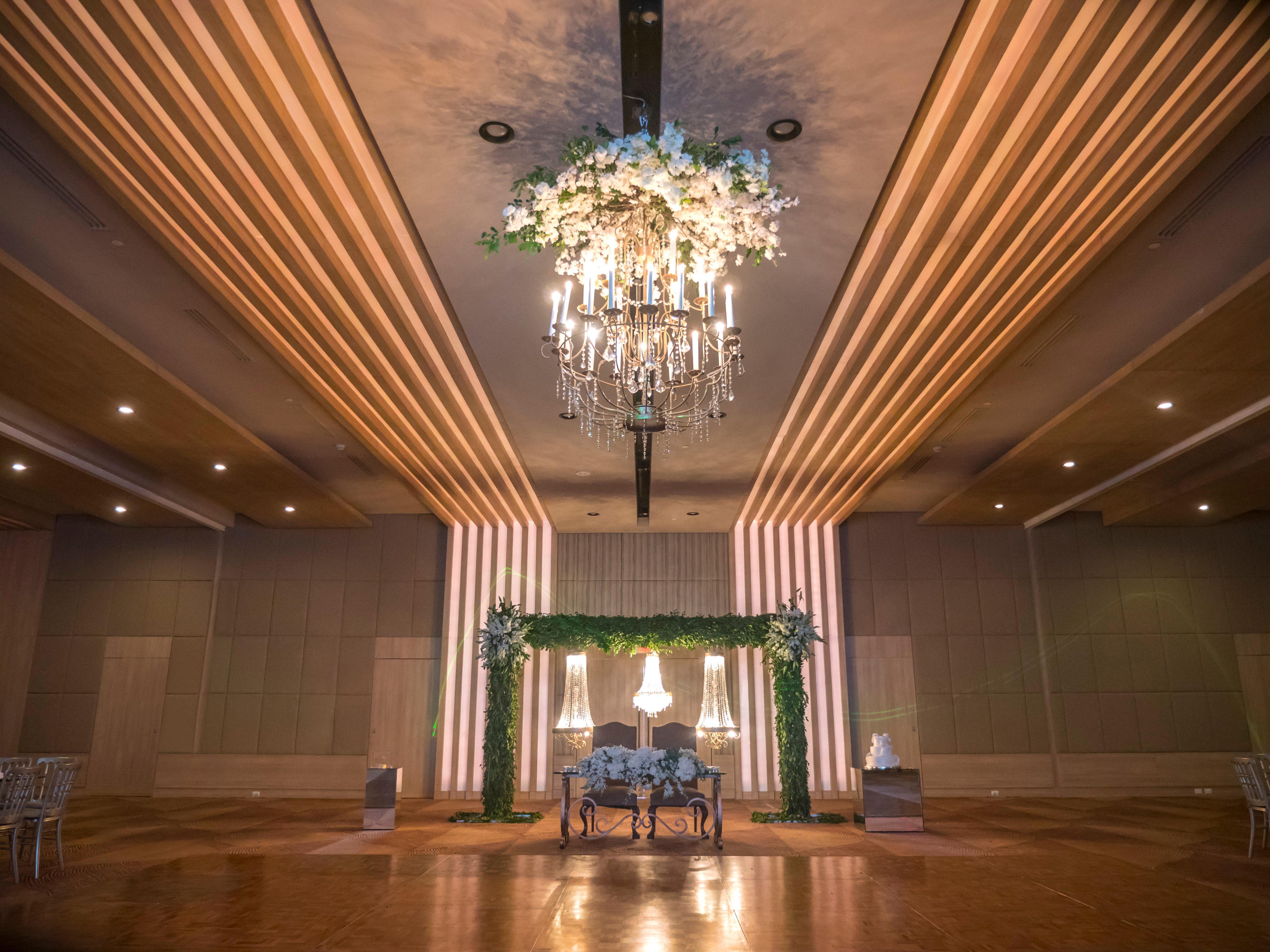 Hotel Crowne Plaza By Ihg 5*