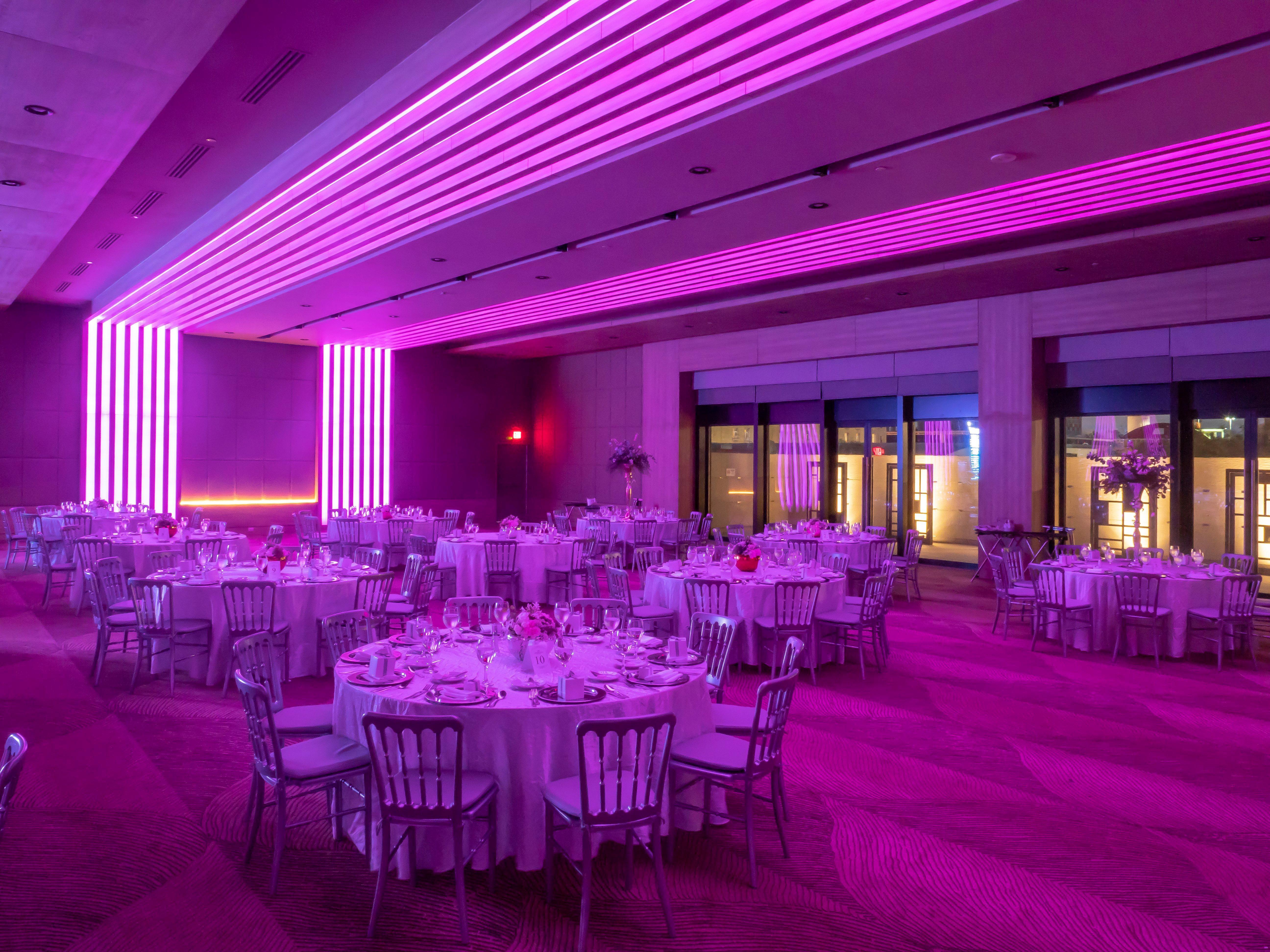 Crowne Plaza By Ihg 5*