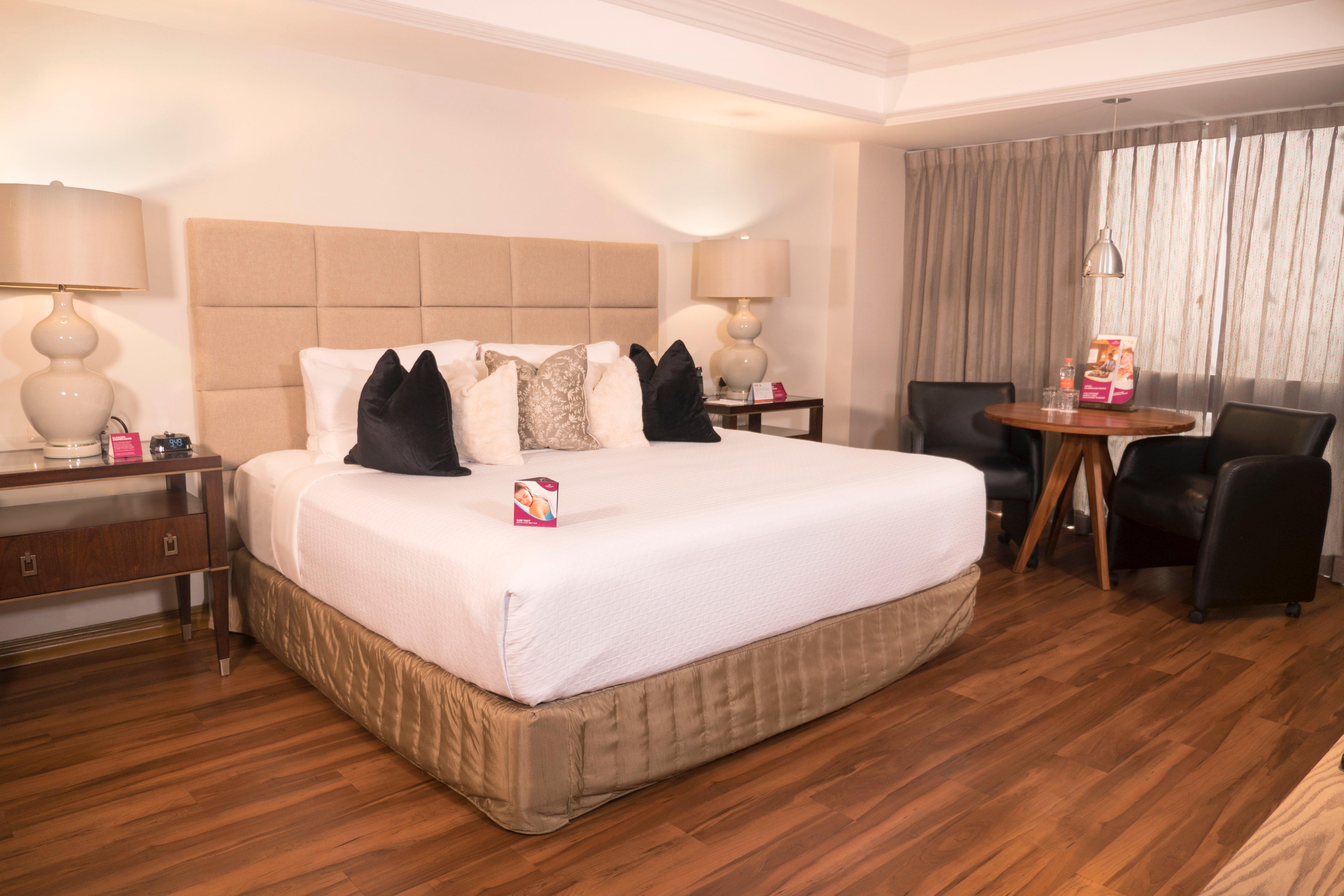 Crowne Plaza By Ihg Hotel 5*